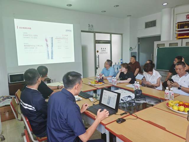 哈市香坊區住建局 調研先行，扎實推進老舊電梯更新改造惠民工程